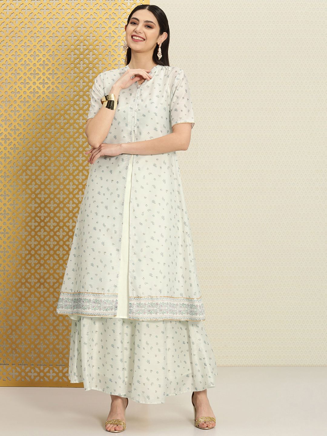 Dhiyona PD Women Women Floral Printed Pure Cotton Jashn Kurta with Jacket & Skirt