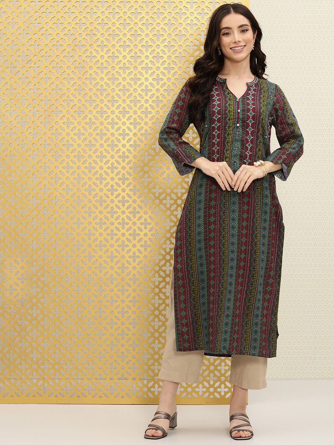 Dhiyona OD Embroidered Thread Work & Mirror Work Indie Prints Kurta