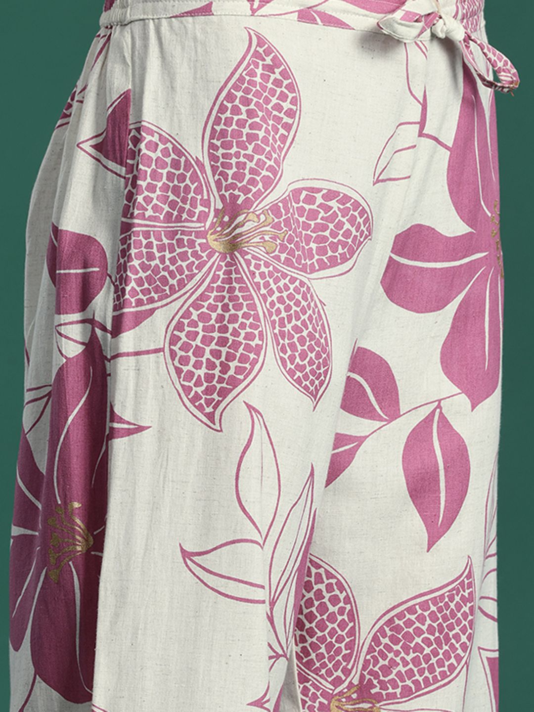 Dhiyona IE Floral Printed Pure Cotton A-Line Kurta with Palazzos