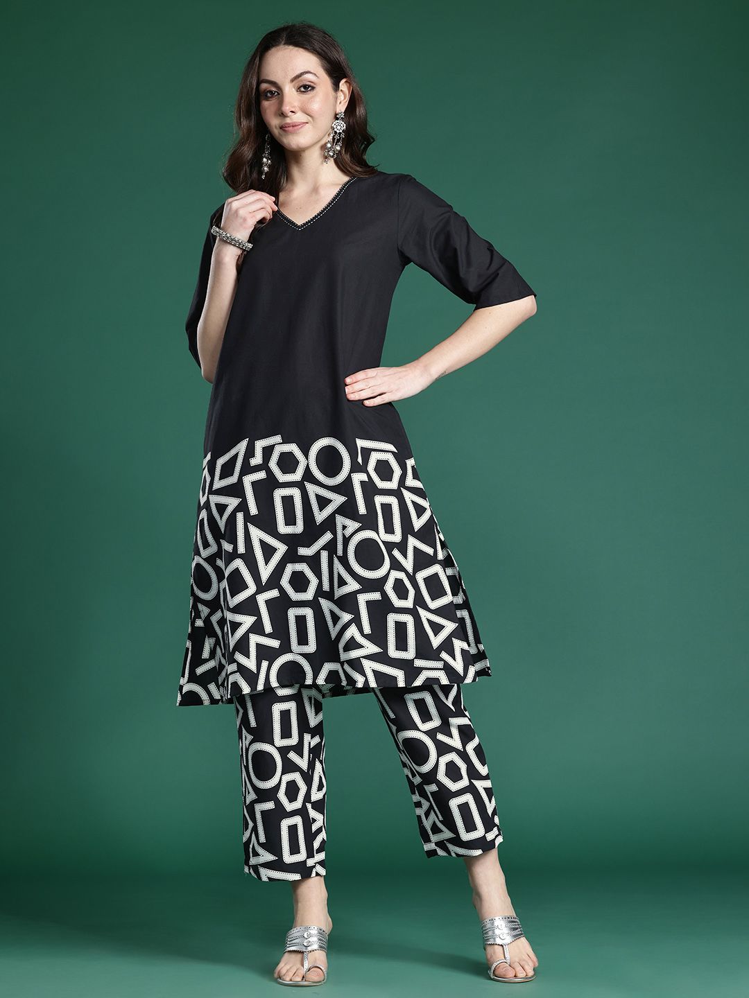 Dhiyona IE Geometric Printed Pure Cotton Kurta with Palazzos