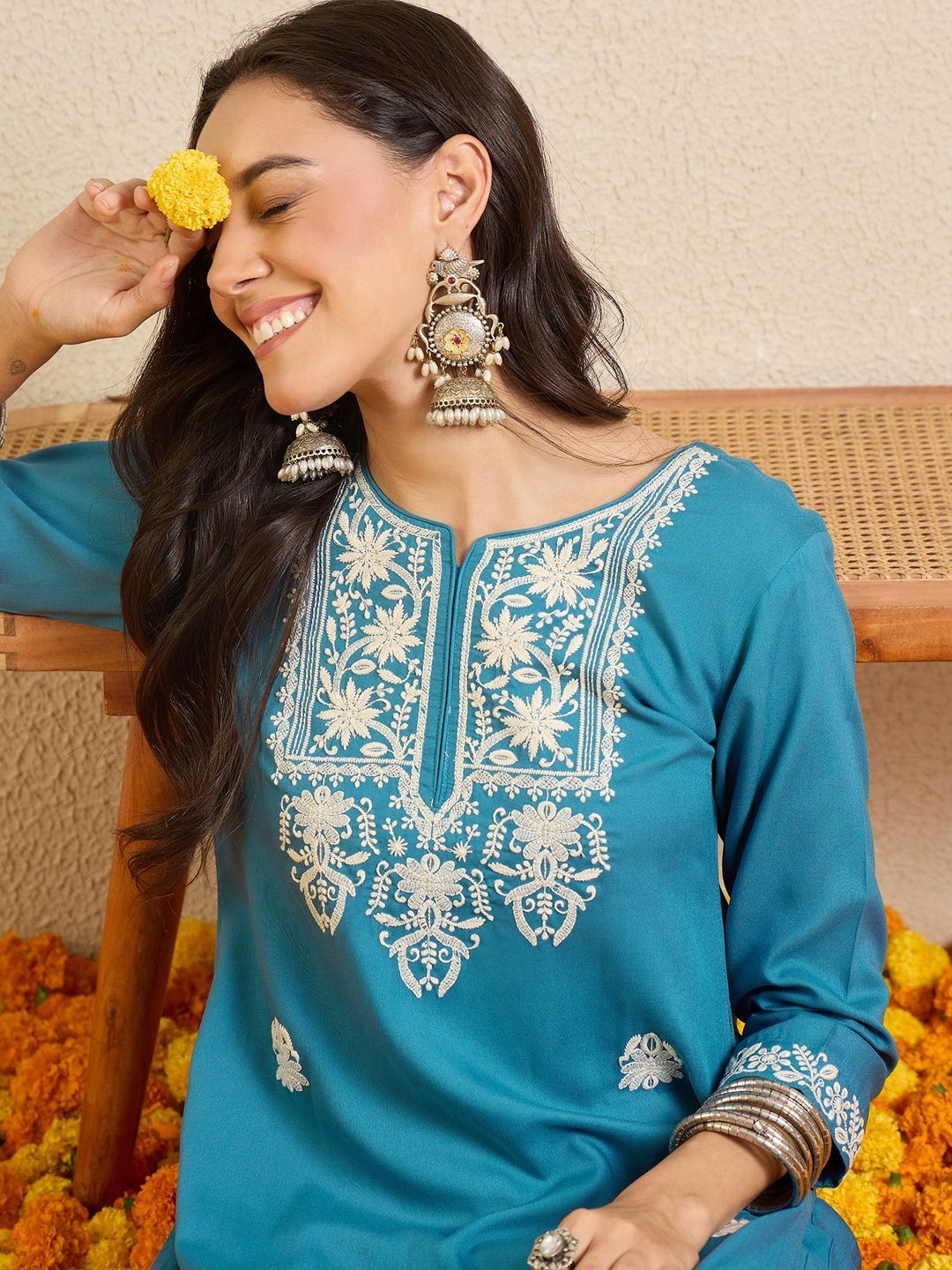 Women Ethnic Motifs Embroidered Regular Thread Work Kurta with Trousers
