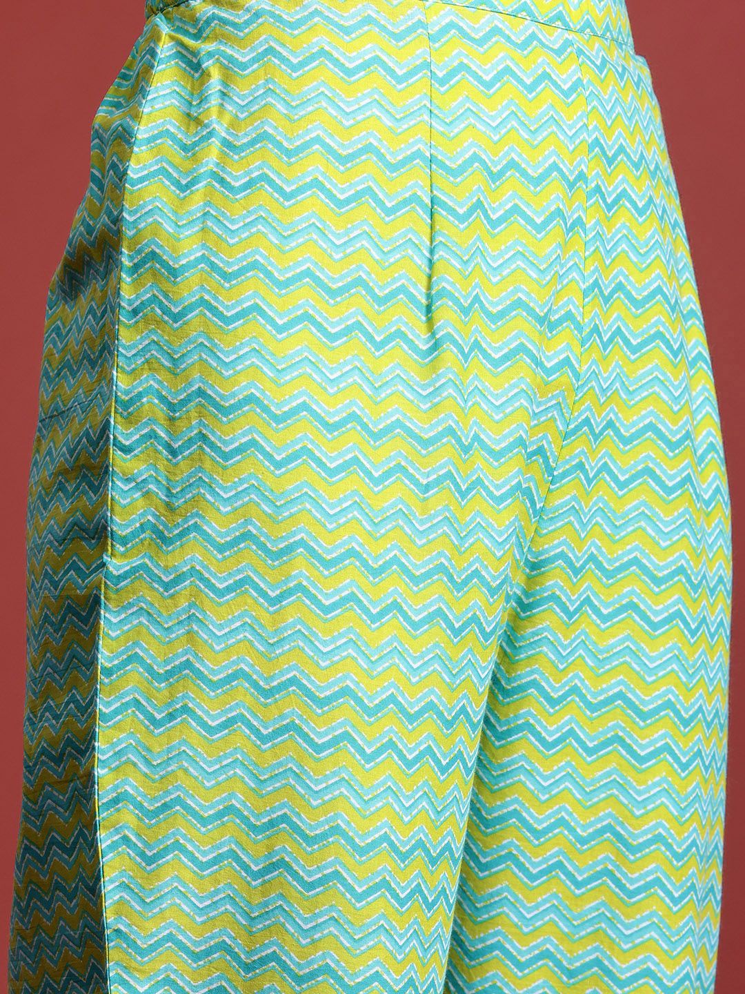 Dhiyona IE Bandhani Printed Pure Cotton Kurta with Trousers