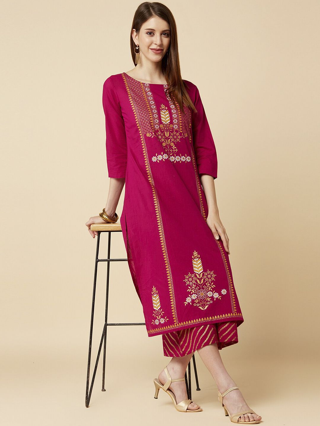 Dhiyona VA Women's Magenta Ethnic Motifs Printed Panelled Kurta with Palazzos