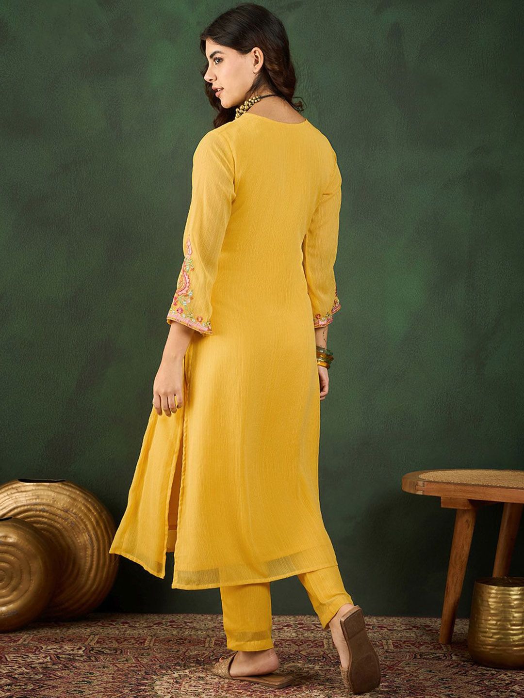 Dhiyona SN Women's V Neck Embroidered Kurta Sets
