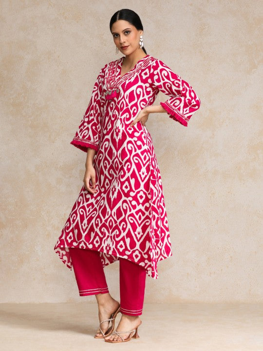 Women's Floral Printed Regular Pure Cotton Kurta with Trousers