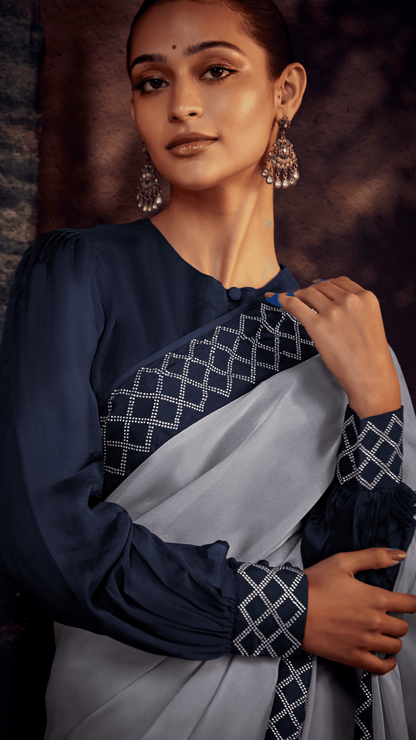 Dhiyona KM Women Moonlit Grace “ Solid Gray Silk Saree