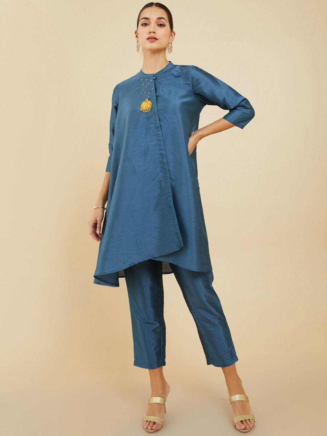 Dhiyona SO Women's Beads and Stones Kurta with Trousers