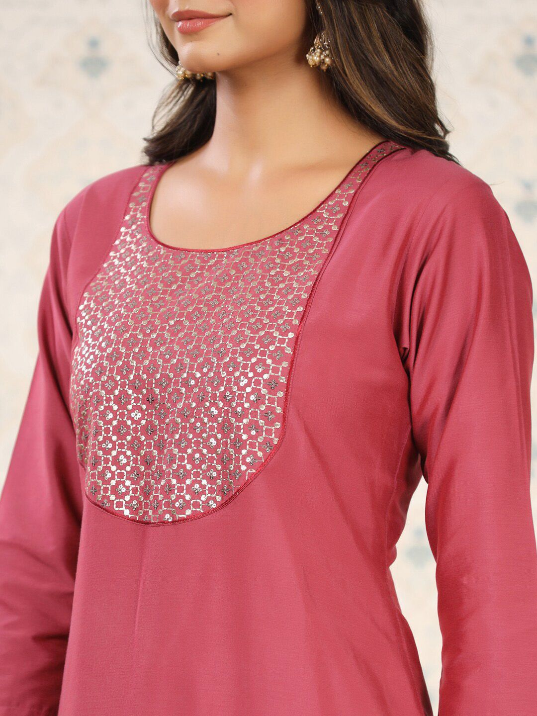 Dhiyona OD Ethnic Motifs Foil Printed Sequined Straight Kurta with Trousers