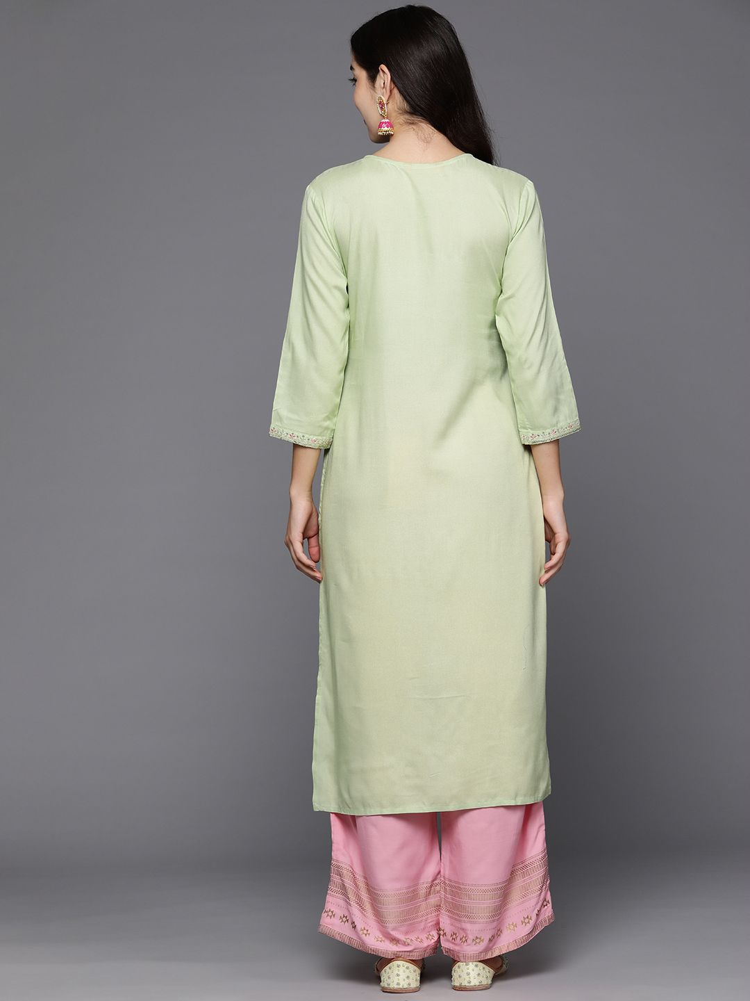 Dhiyona IE Floral Embroidered Sequinned Kurta