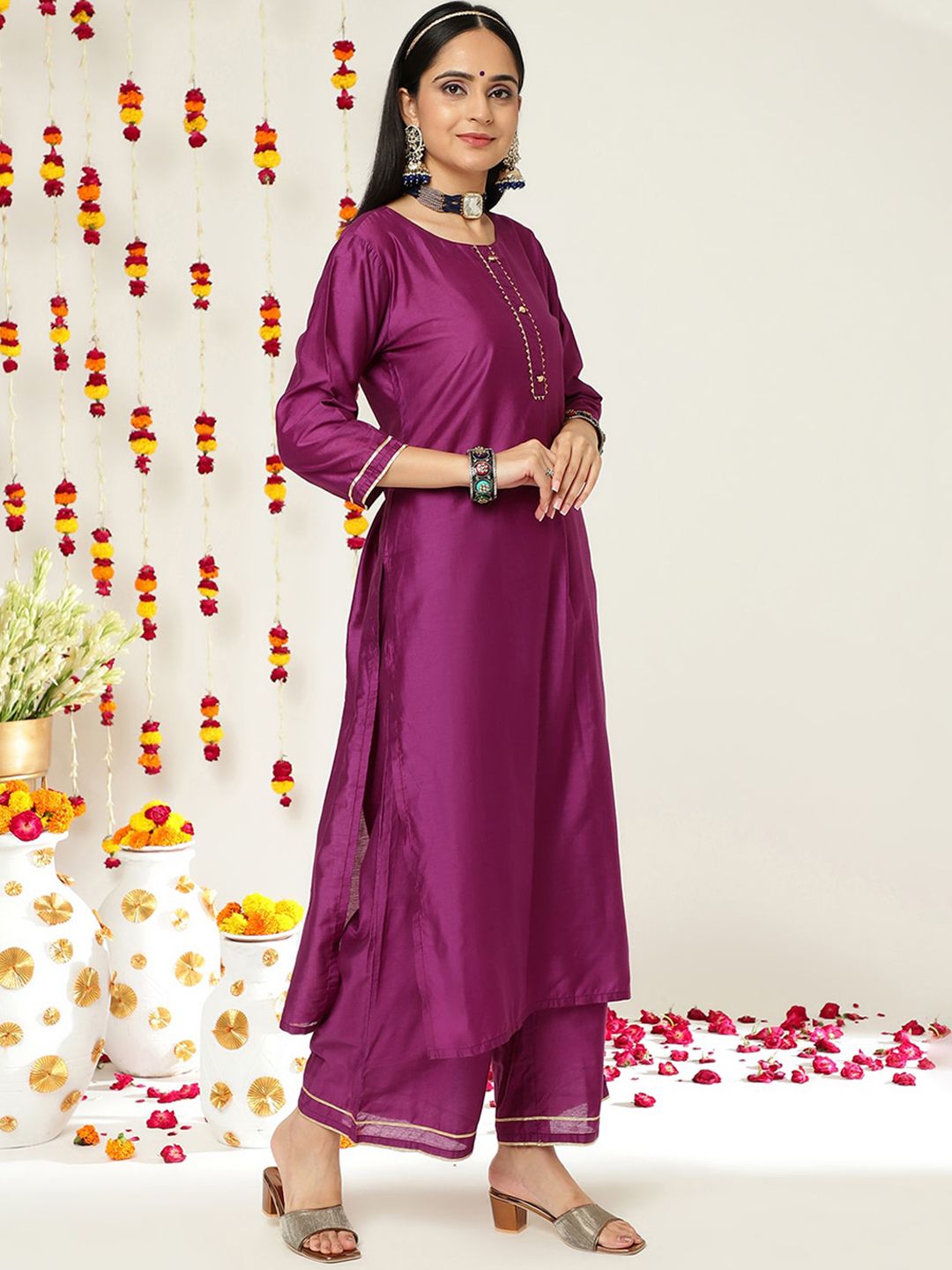 Dhiyona VA Women'sRound Neck Regular Kurta with Trousers & With Dupatta