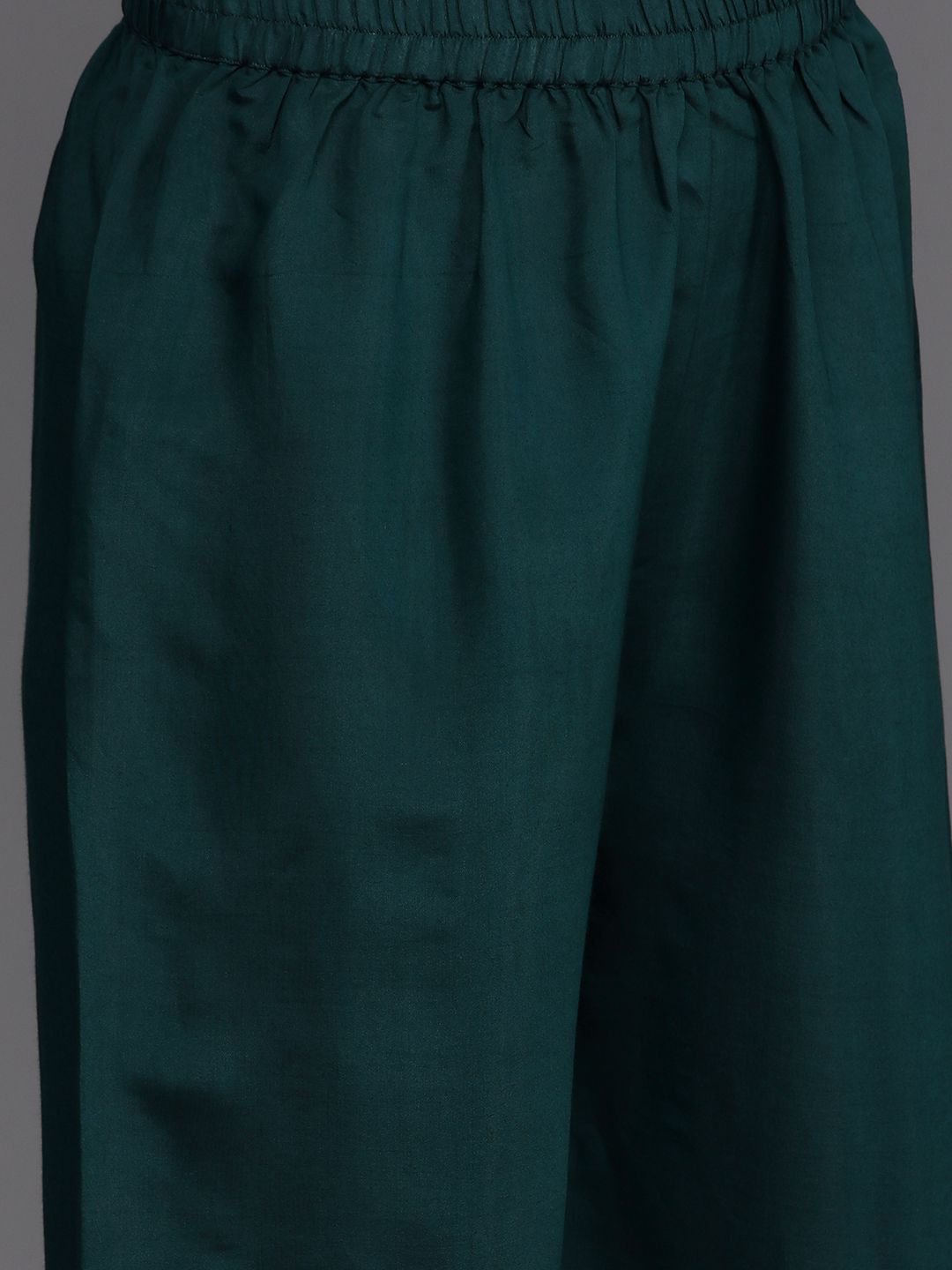 Dhiyona IE Floral Embroidered Regular Kurta with Trousers & Dupatta