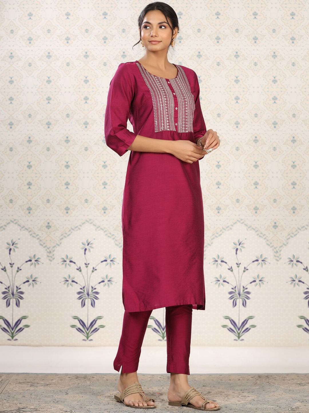 Dhiyona OD Women Floral Printed Thread Work Kurta