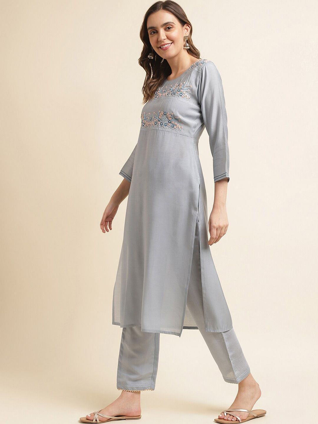 Dhiyona PD Women Yoke Design Straight Kurta & Trouser With Dupatta