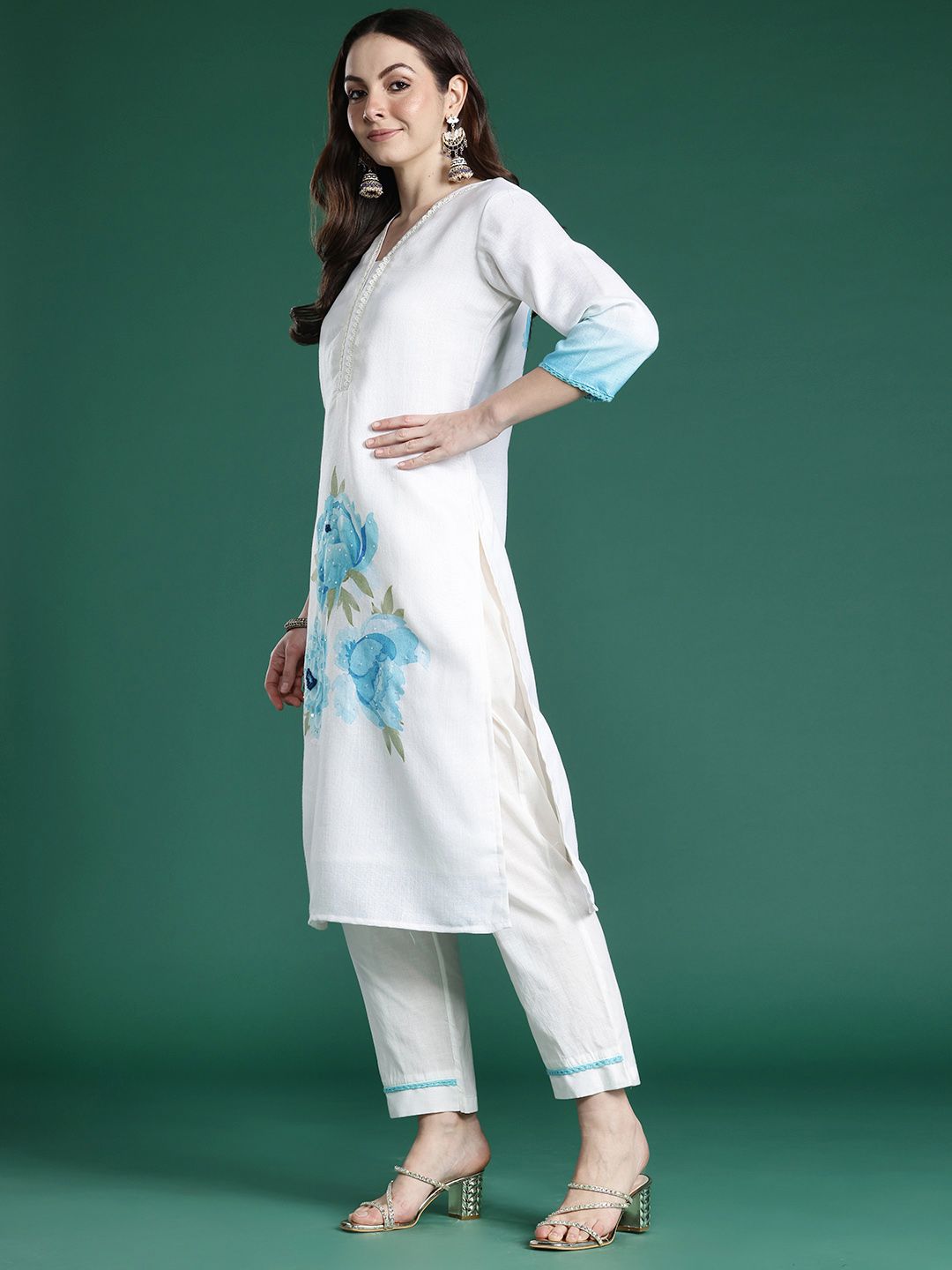 Dhiyona IE Floral Printed Sequinned Linen Kurta with Trousers & With Dupatta