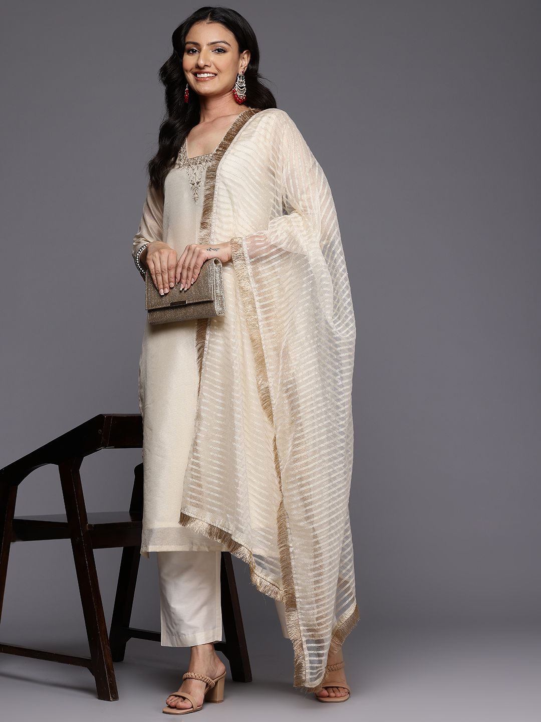 Dhiyona VA Women'sEthnic Motifs Embroidered Kurta with Trousers & With Dupatta