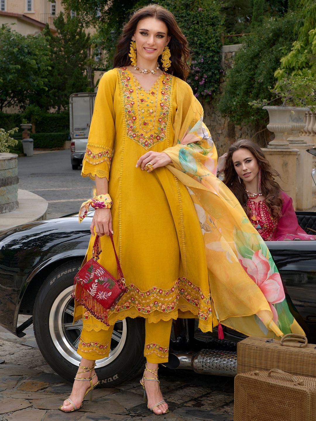 Dhiyona IE Floral Embroidered A-Line Kurta With Trousers & Dupatta