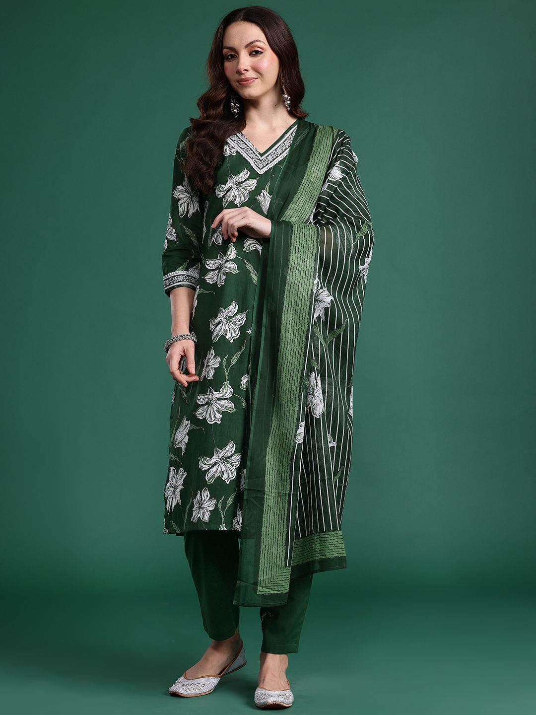 Dhiyona IE Floral Printed Regular Pure Cotton Kurta with Trousers & Dupatta