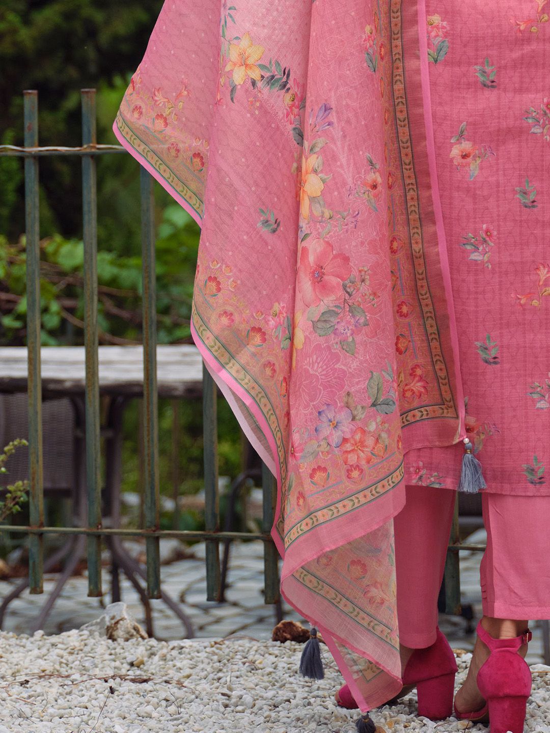Women Floral Embroidered Beads and Stones Kurta with Trousers & With Dupatta