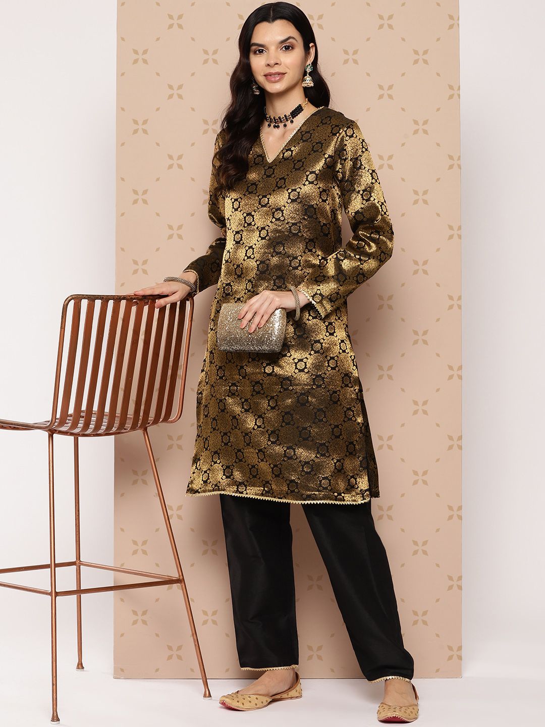Dhiyona SN Women's Zari Woven Gotta Patti Detailed Brocade Kurta with Trousers
