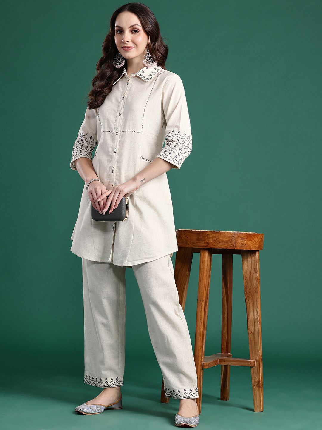 Dhiyona IE Ethnic Motifs Embroidered Thread Work Kurti with Trousers