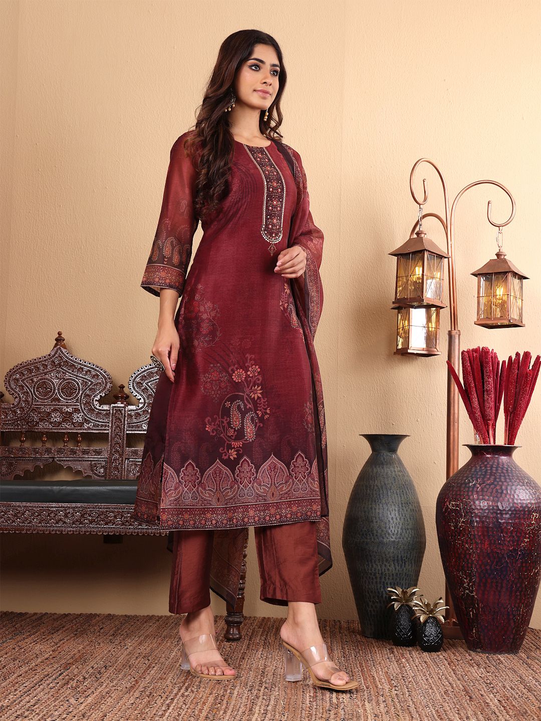 Dhiyona VA Women'sFloral Printed Sequinned Chanderi Silk Straight Kurta with Trousers & Dupatta
