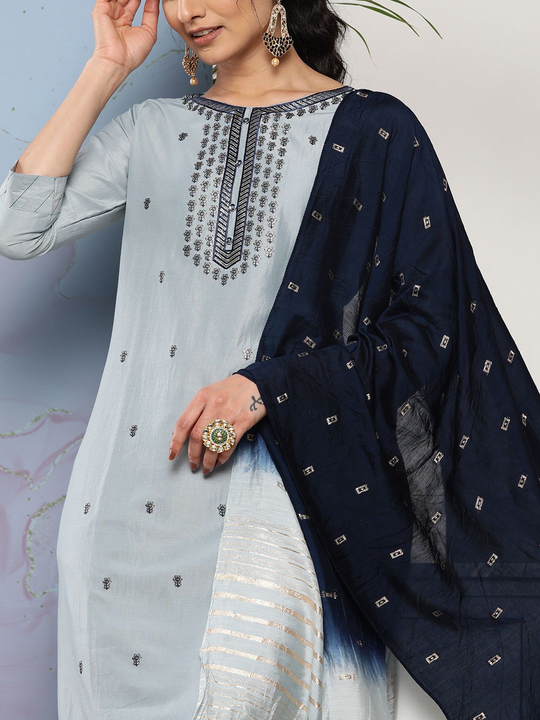 Dhiyona VA Women'sFloral Embroidered Button Detail Kurta with Trousers & Dupatta