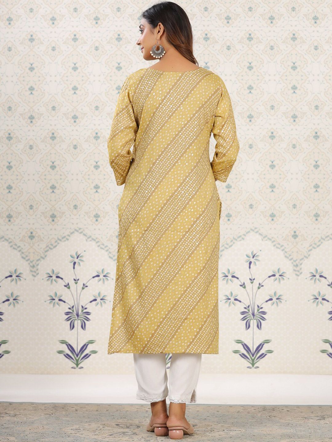 Dhiyona OD Ethnic Motifs Printed Gotta Patti Straight Kurta