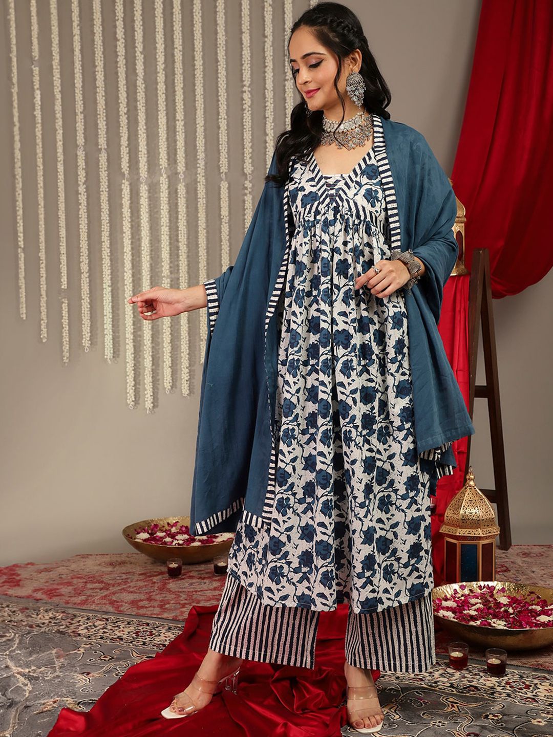 Dhiyona VA Women'sFloral Printed V-Neck Pure Cotton Empire A-Line Kurta & Palazzo With Dupatta
