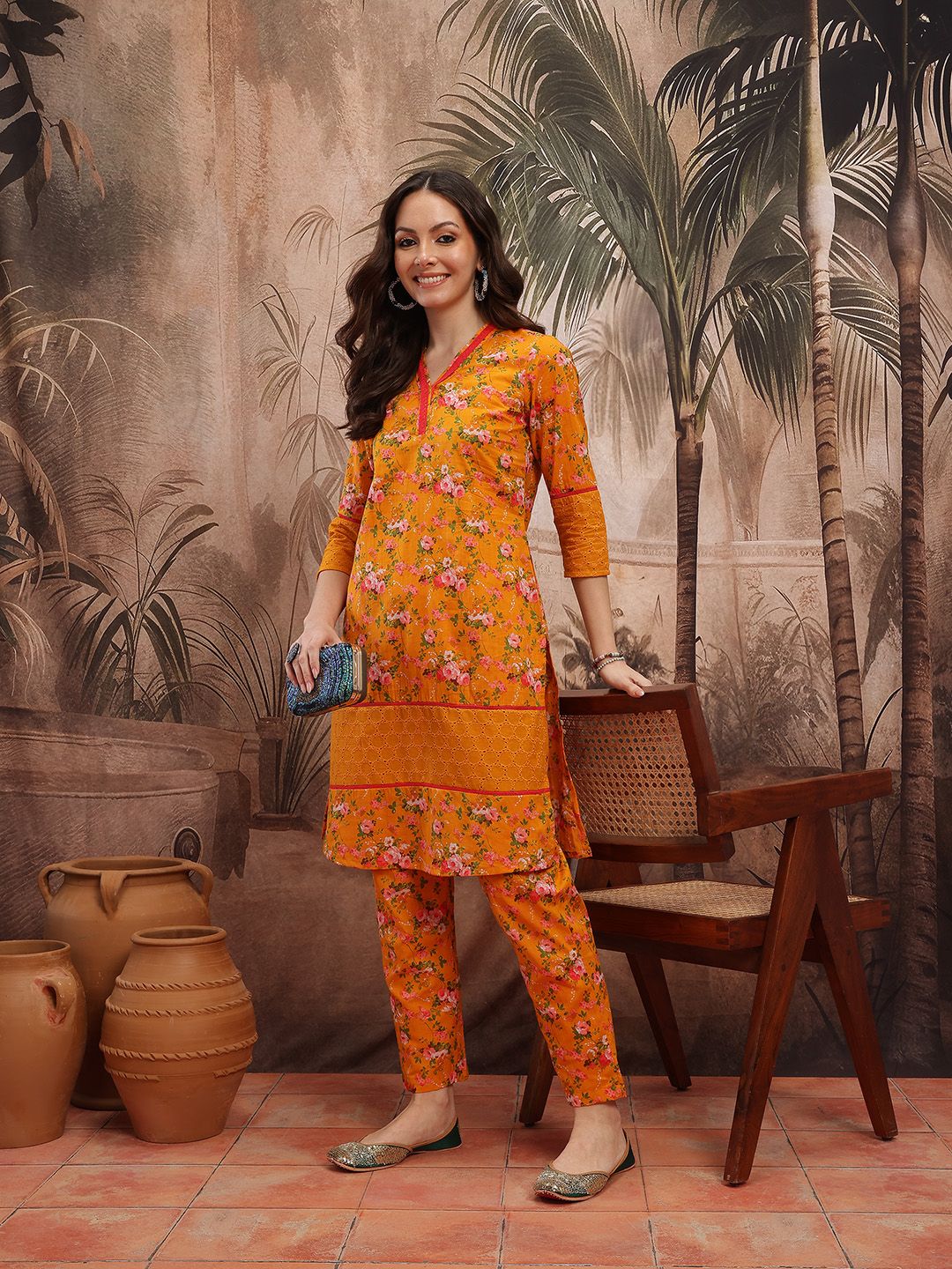Dhiyona SN Women's Floral Printed Regular Pure Cotton Kurta with Trousers