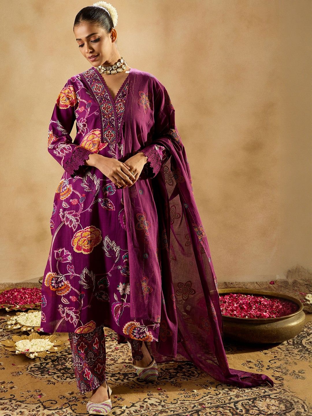 Ethnic Motifs Printed Regular Pure Cotton Kurta With Trouser And Dupatta