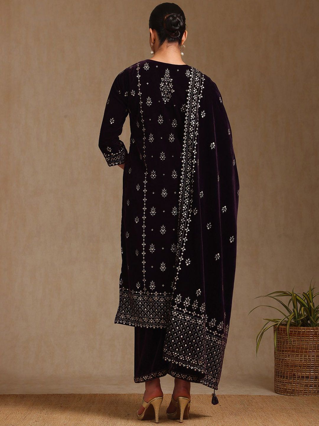 Dhiyona SO Women's Ethnic Motifs Printed Round Neck Straight Velvet Kurta With Trousers & Dupatta