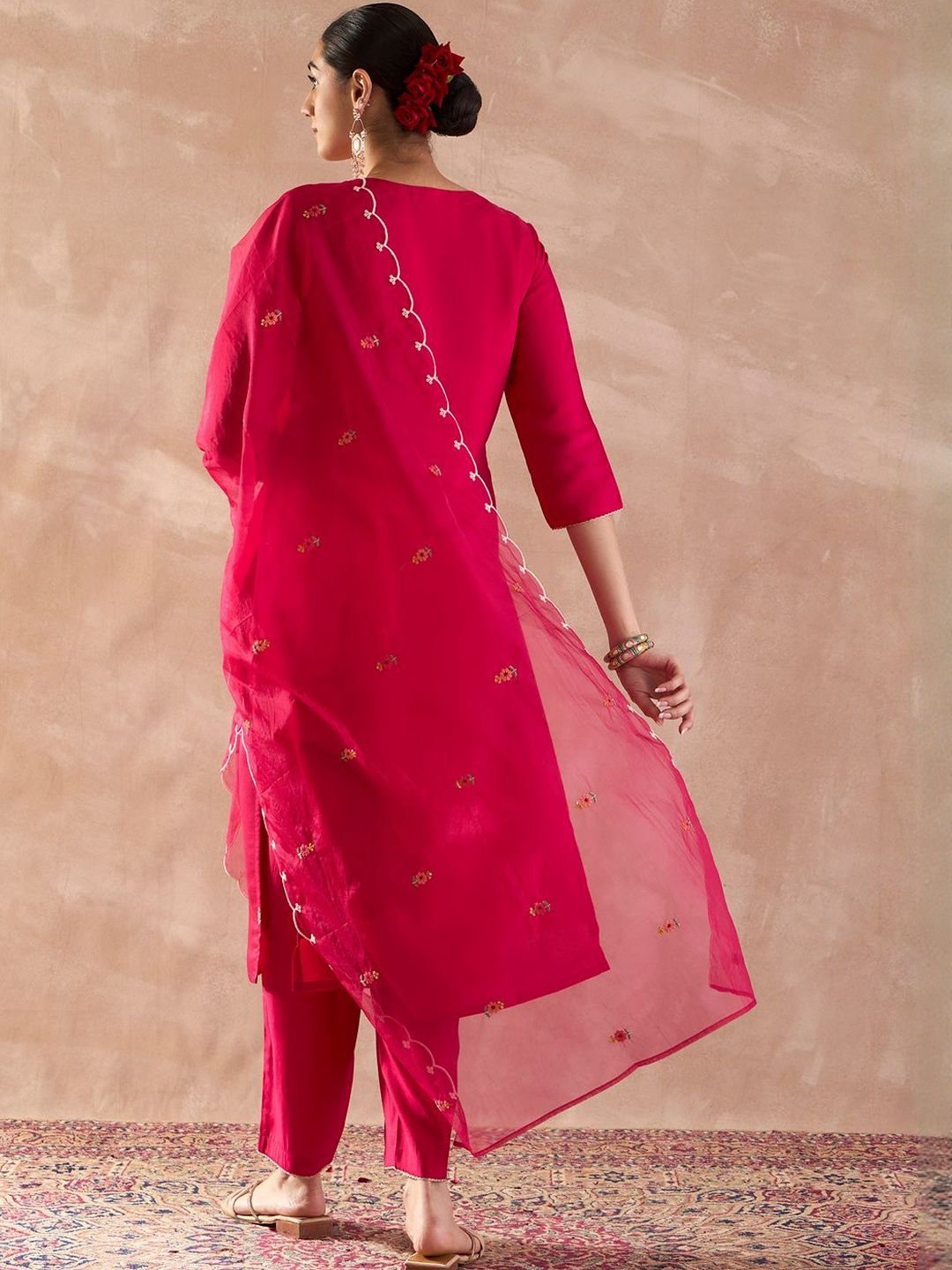Floral Embroidered Straight Thread Work Kurta With Trousers & With Dupatta