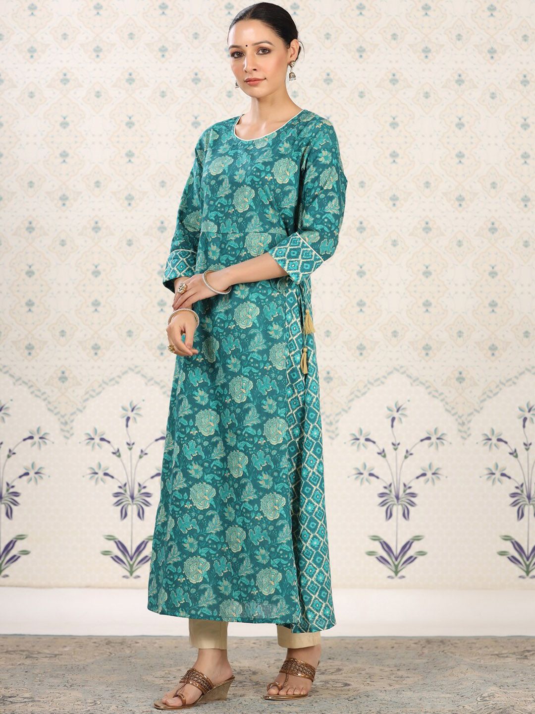 Dhiyona OD Floral Printed Pure Cotton Kurta
