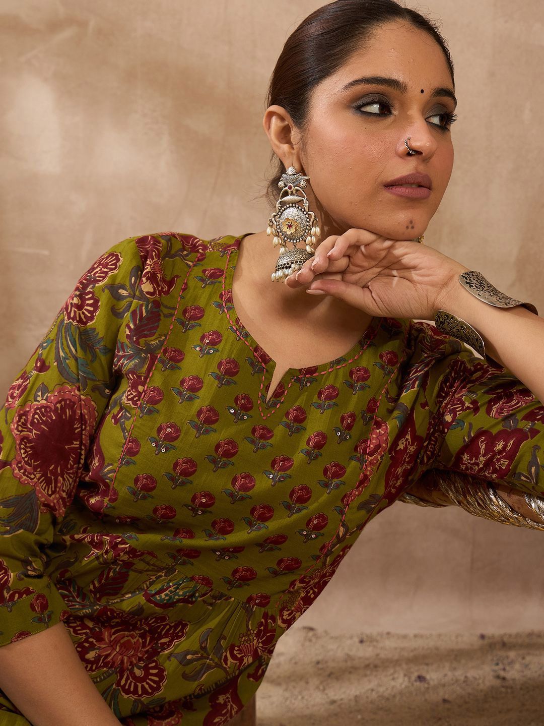 Floral Printed Notch Neck Pure Cotton Kurta With Trousers