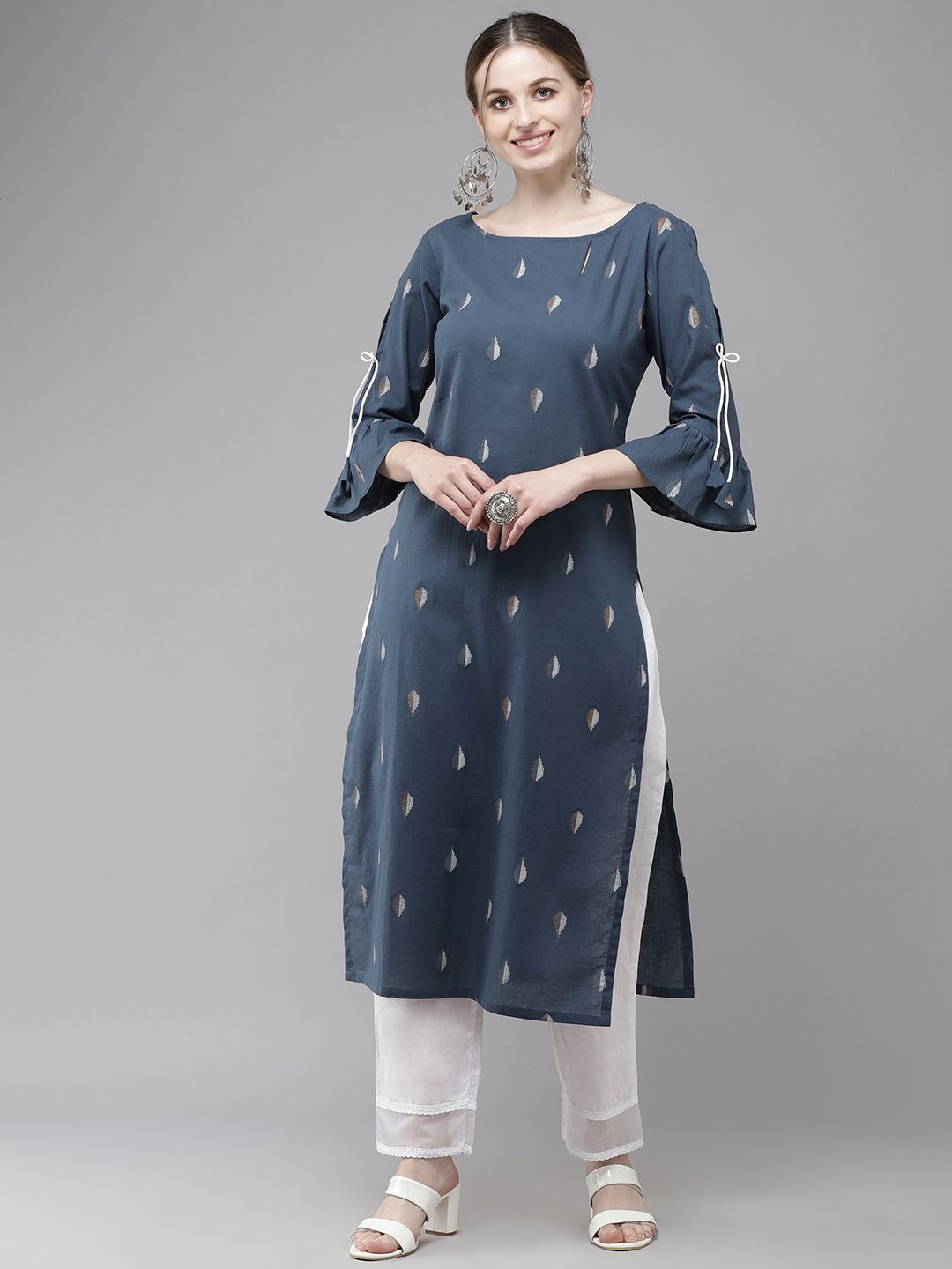Dhiyona IE Women Navy Blue Printed Bell Sleeves Kurta