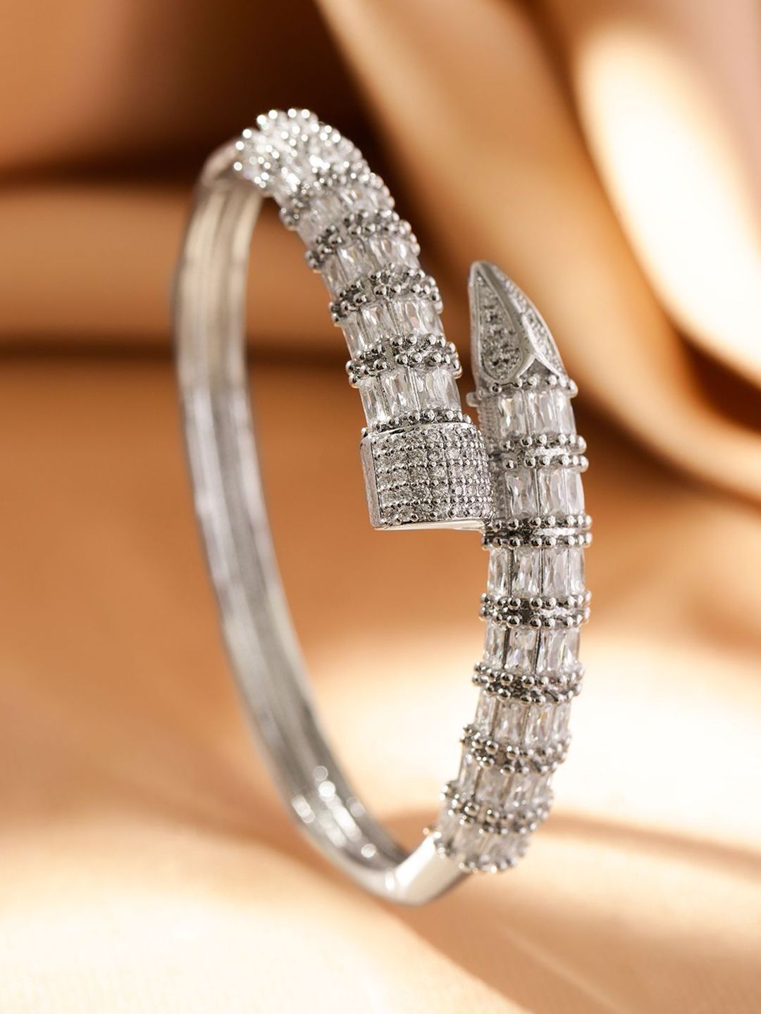 Dhiyona RJ Women's Rhodium Plated Baguette Cut Cubic Zirconia Openable Serphant Bracelet