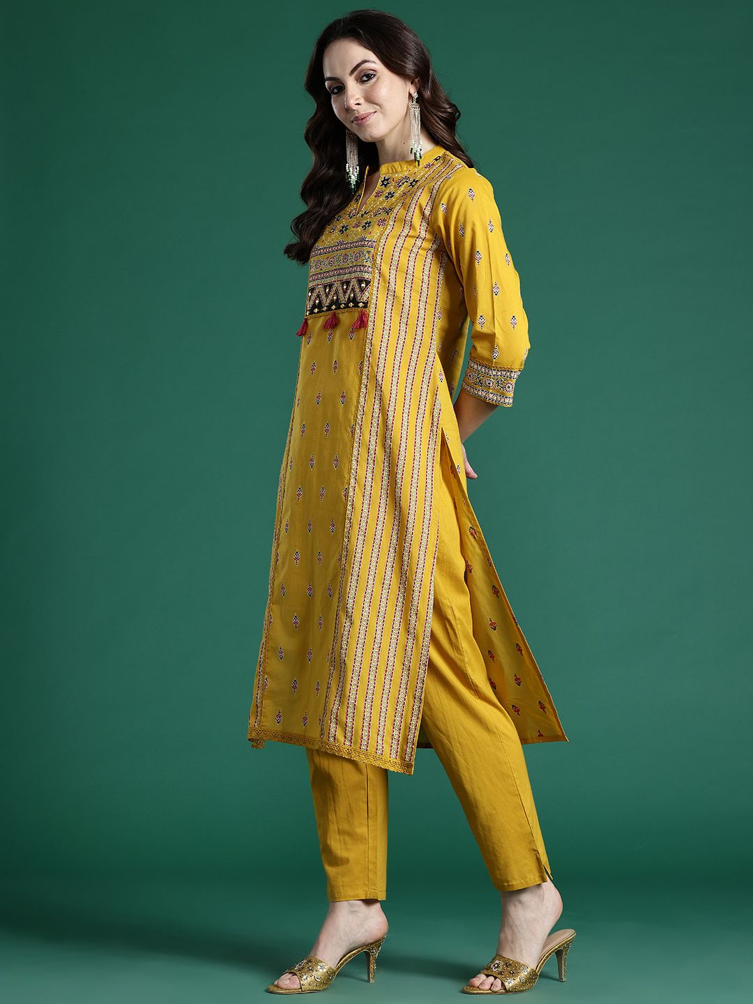 Dhiyona IE Ethnic Motifs Printed Pure Cotton Kurta with Trousers & Dupatta