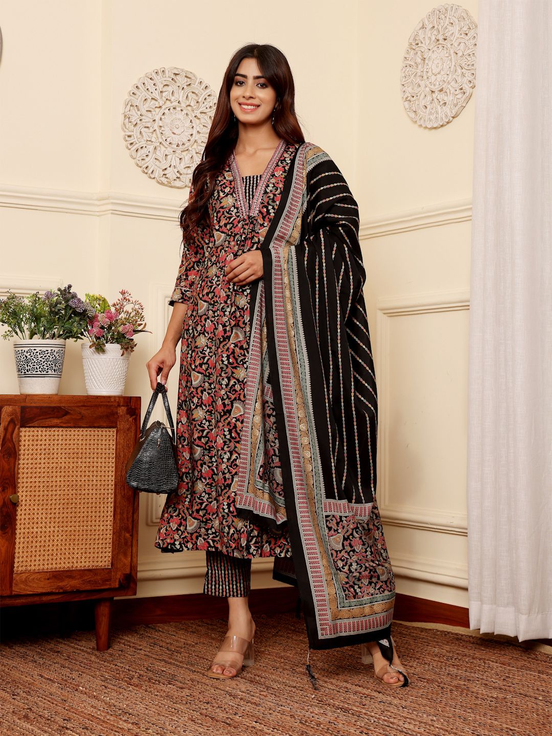 Dhiyona VA Women's Floral Printed Regular Sequinned Kurta with Trousers & Dupatta