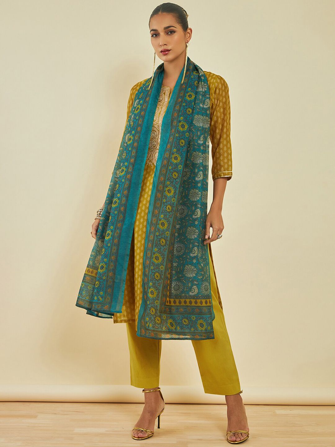 Dhiyona SO Women's Ethnic Motifs Printed Sequinned Chanderi Silk Kurta With Trousers & With Dupatta