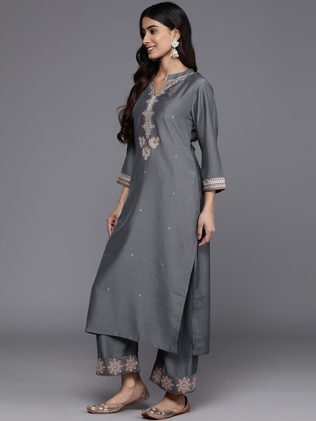 Dhiyona VA Women'sFloral Embroidered Mandarin Collar Straight Kurta with Trousers & Dupatta