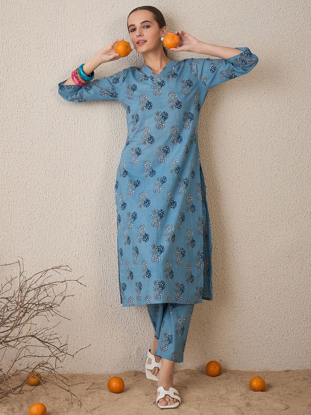 Dhiyona IE Floral Printed Pure Cotton V-Neck Straight Kurta With Trousers