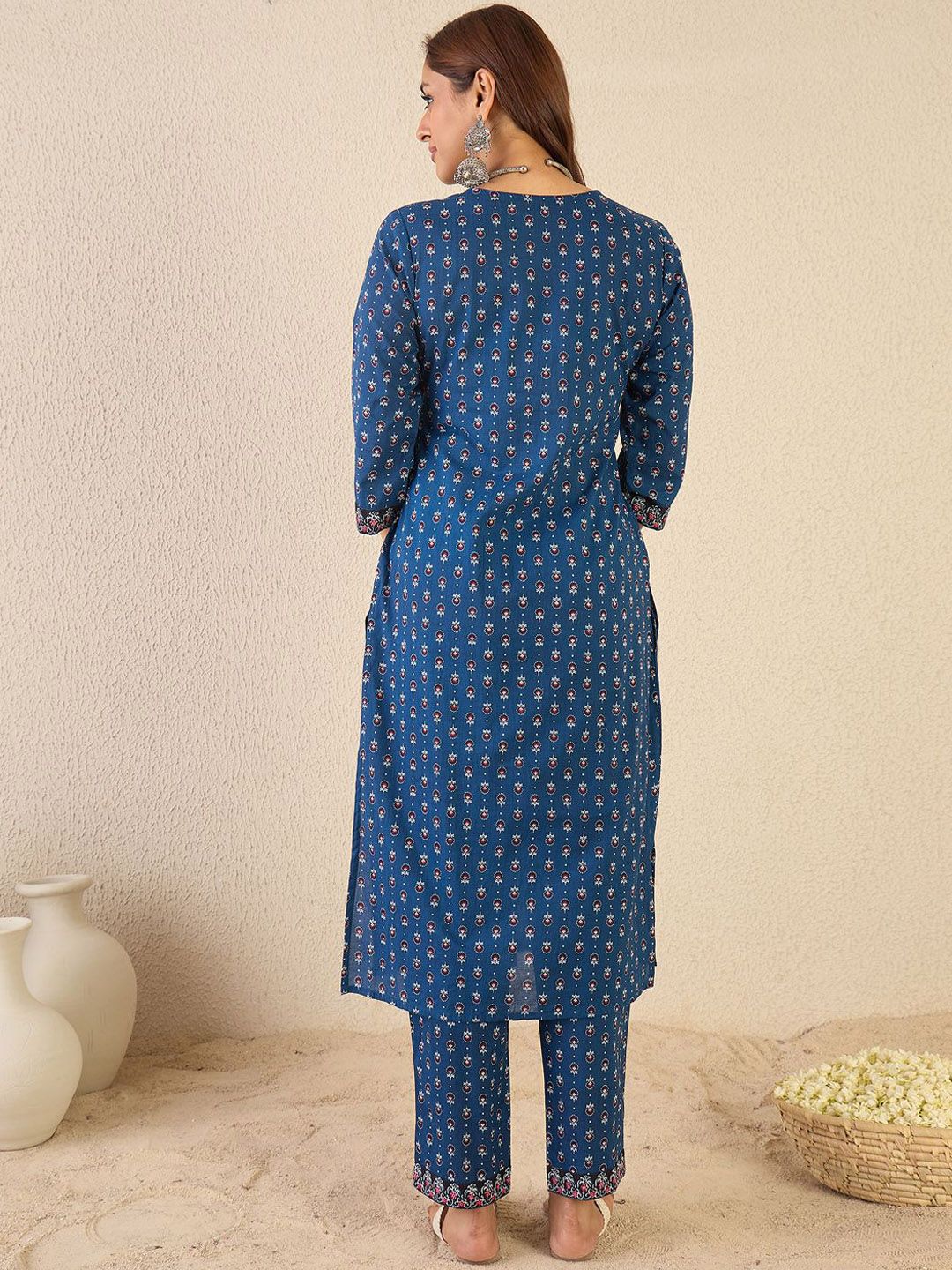 Dhiyona IE Women Ethnic Motifs Printed Panelled Pure Cotton Kurta with Trousers