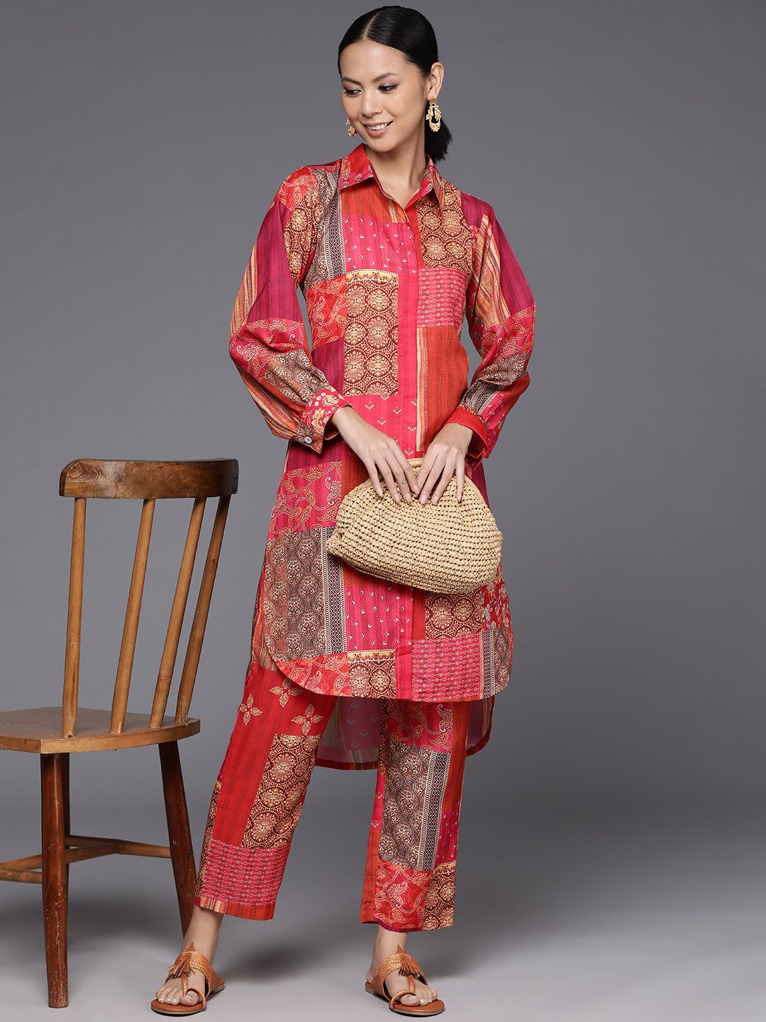 Dhiyona VA Women's Printed Shirt Collar Straight Kurta With Trousers