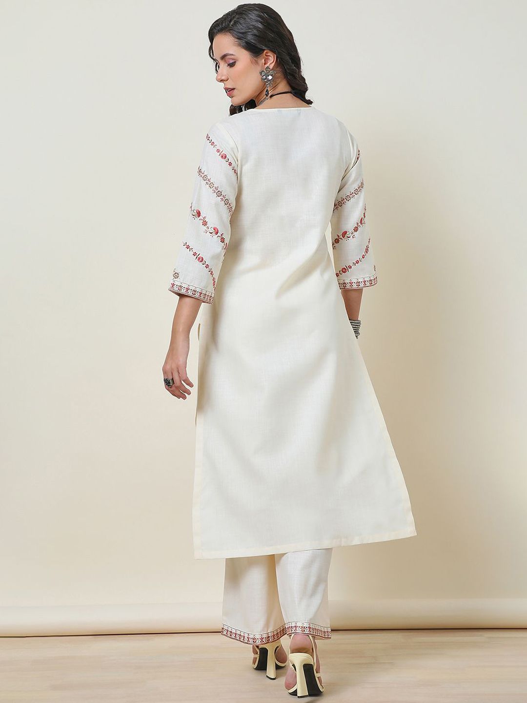 Dhiyona SO Women's Cream-Coloured Floral Yoke Design Thread Work Straight Kurta With Palazzos