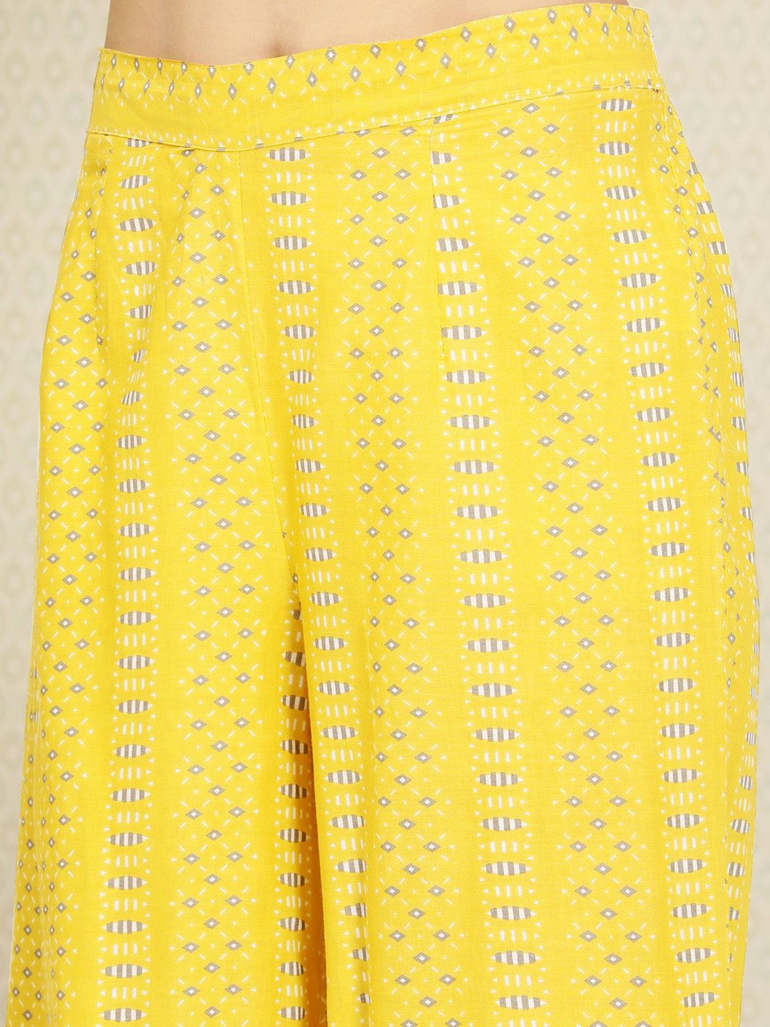 Dhiyona PD Women Women Yellow Printed Cotton Rozana Kurta with Palazzos & With Dupatta