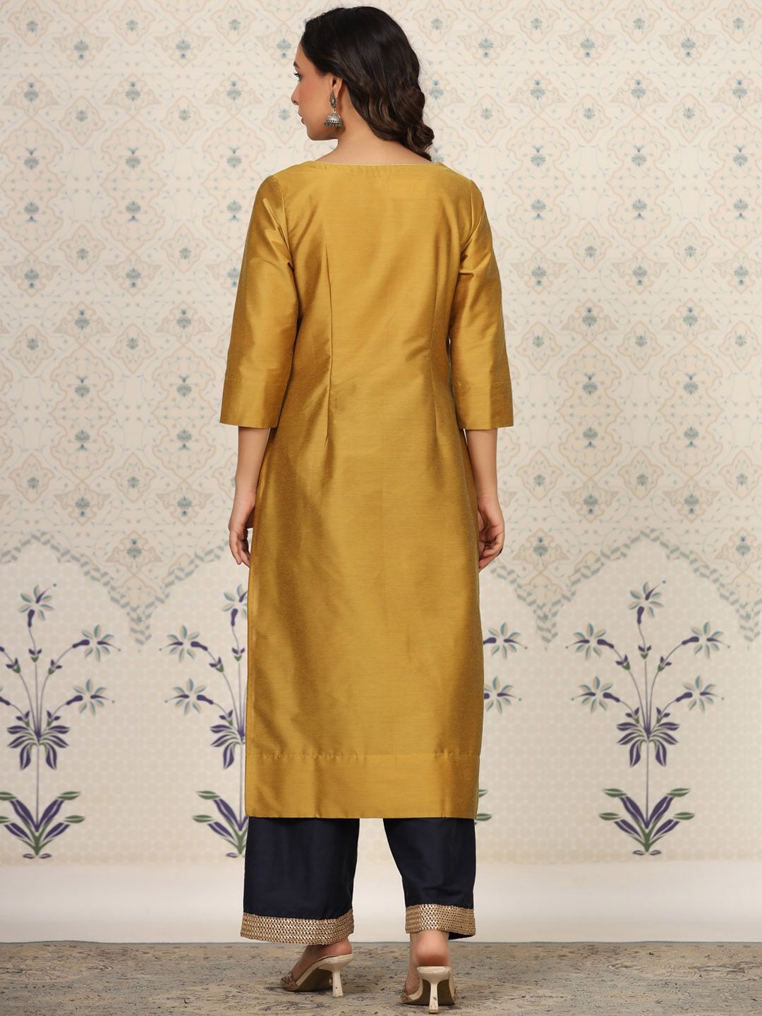 Dhiyona OD Round Neck Kurta With Palazzos