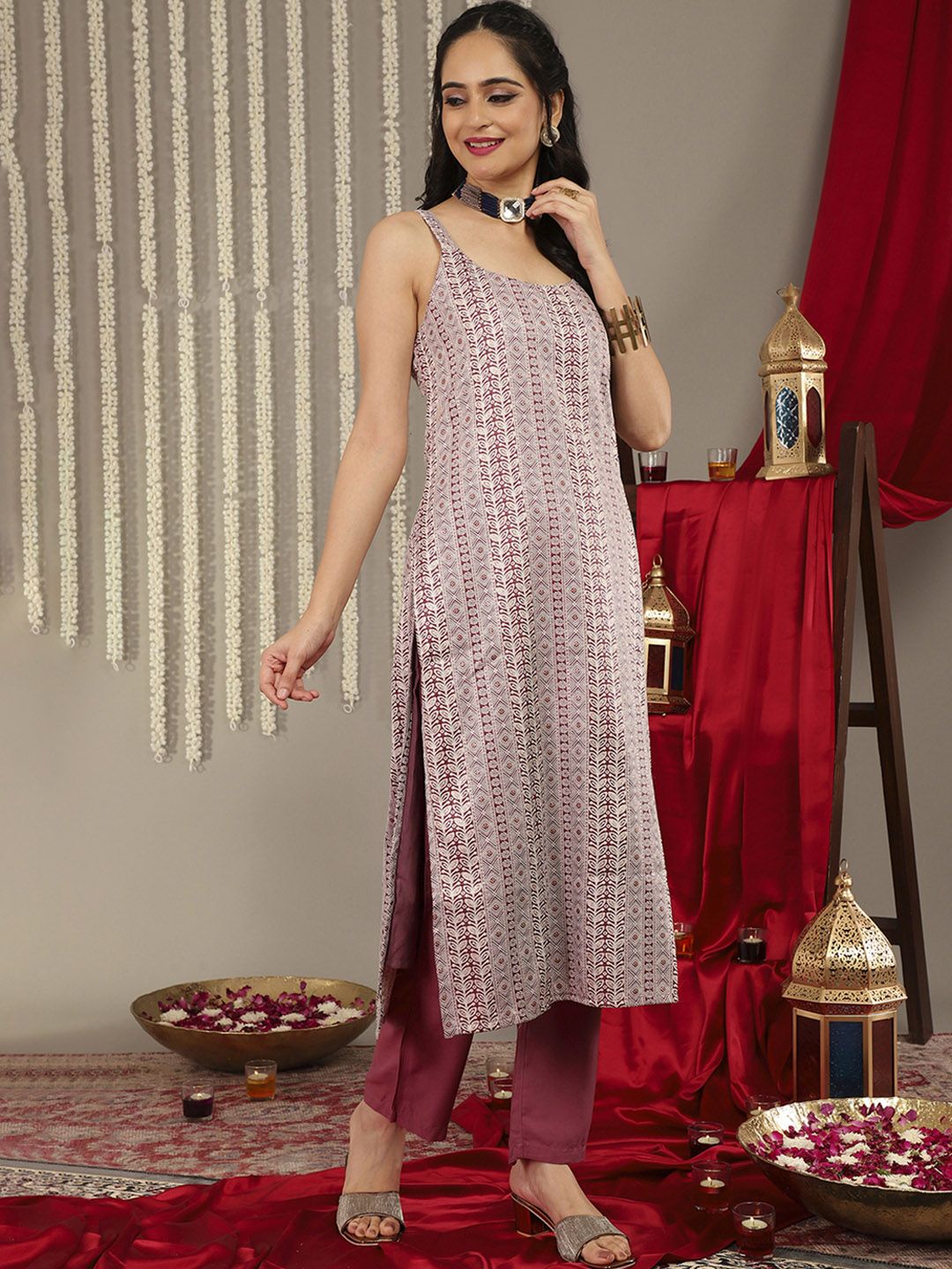 Dhiyona VA Women'sEmbroidered Regular Kurta With Trousers & Dupatta