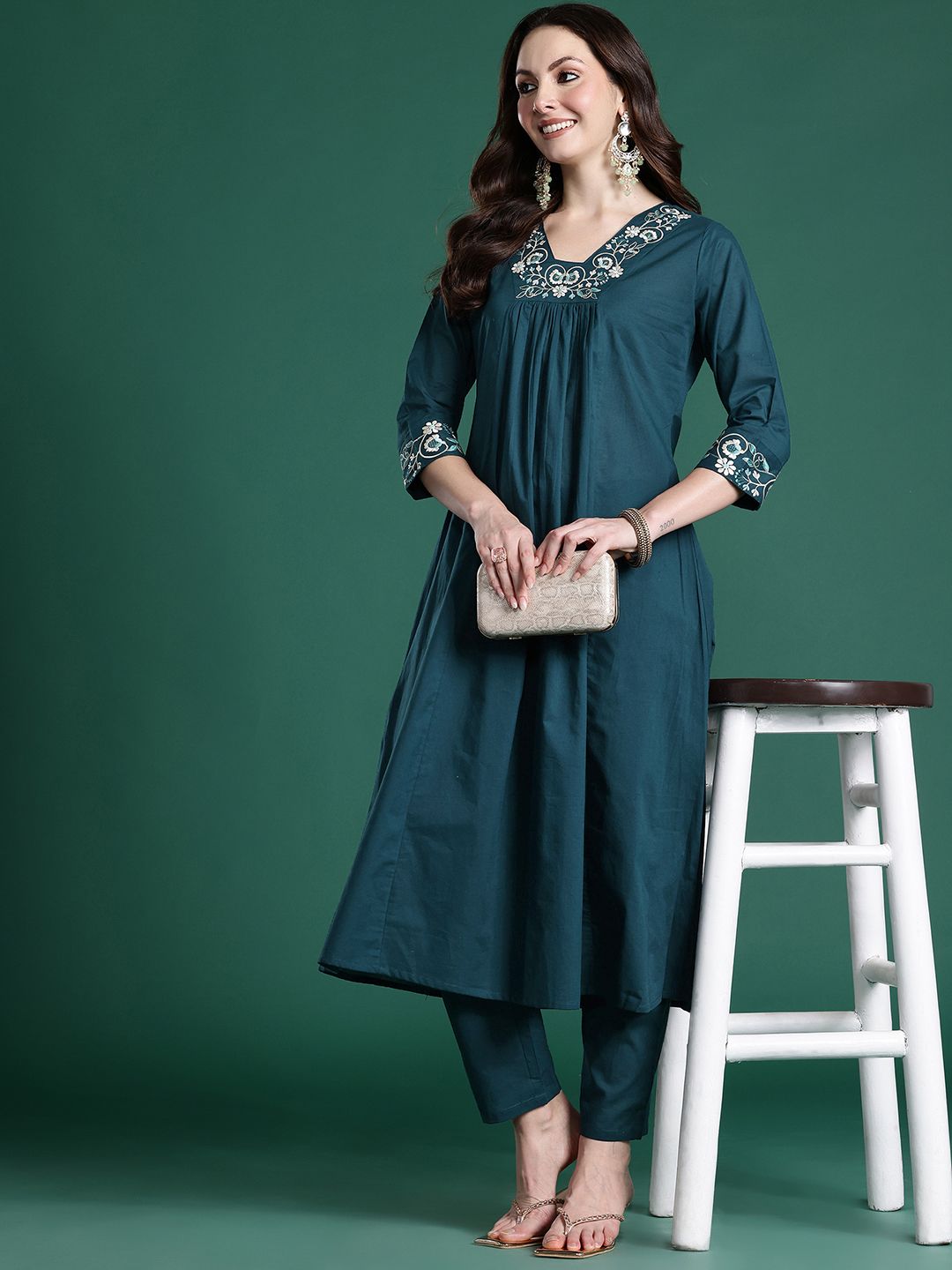 Dhiyona IE Floral Embroidered Pleated Thread Work Pure Cotton Kurta with Trousers