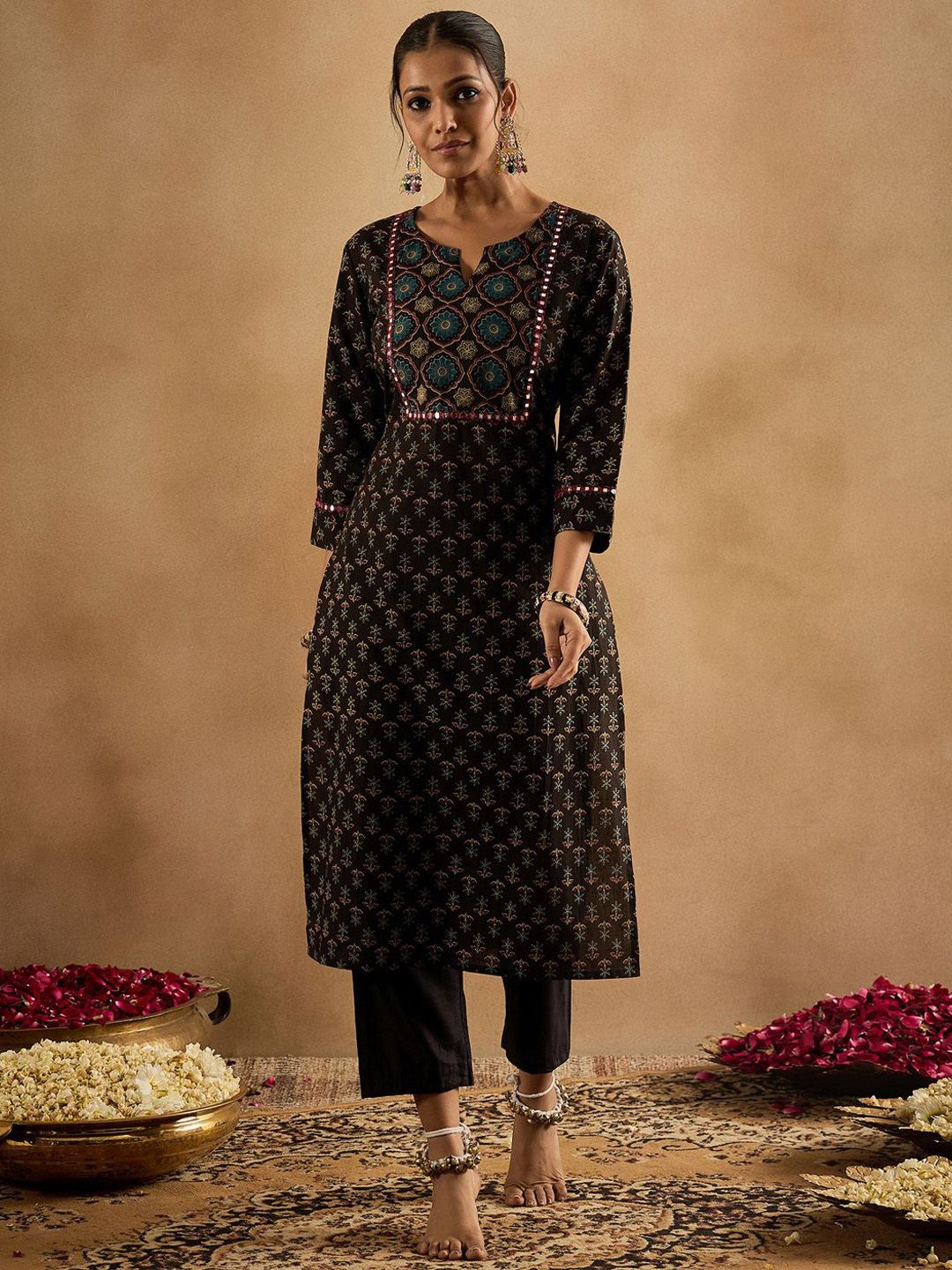 Dhiyona IE Floral Printed Notch Neck Mirror Work Pure Cotton Straight Kurta