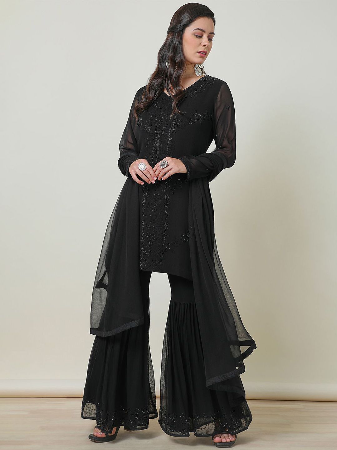 Dhiyona SO Women's Georgette Suit Set With Beads